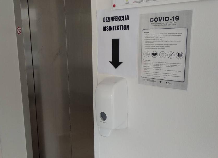 Comodidade do quarto Foto