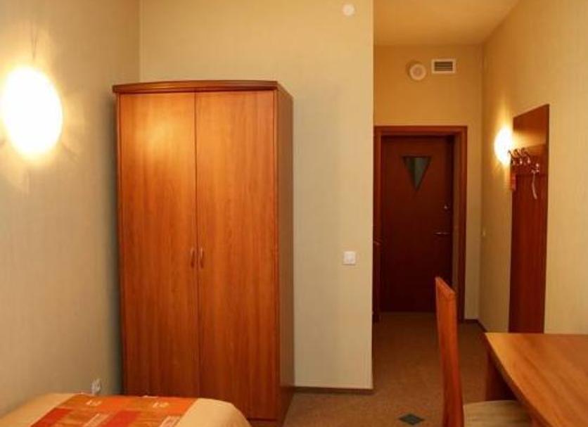 Comodidade do quarto Foto