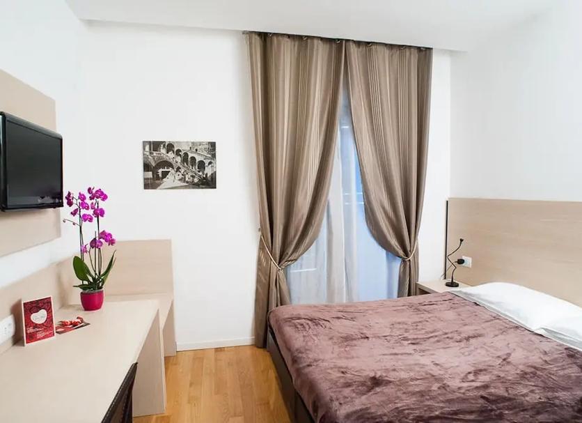 Quarto Foto