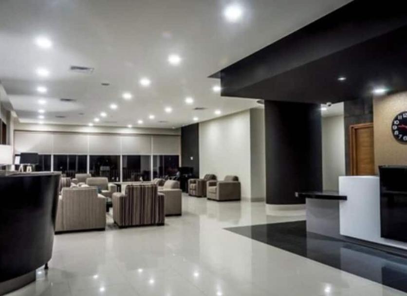 Hall Foto