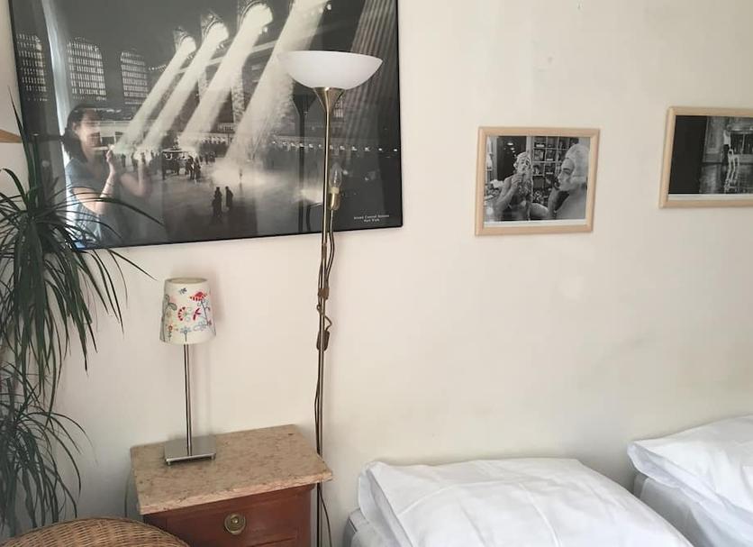 Comodidade do quarto Foto