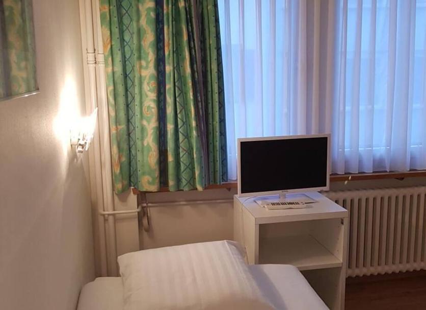 Comodidade do quarto Foto