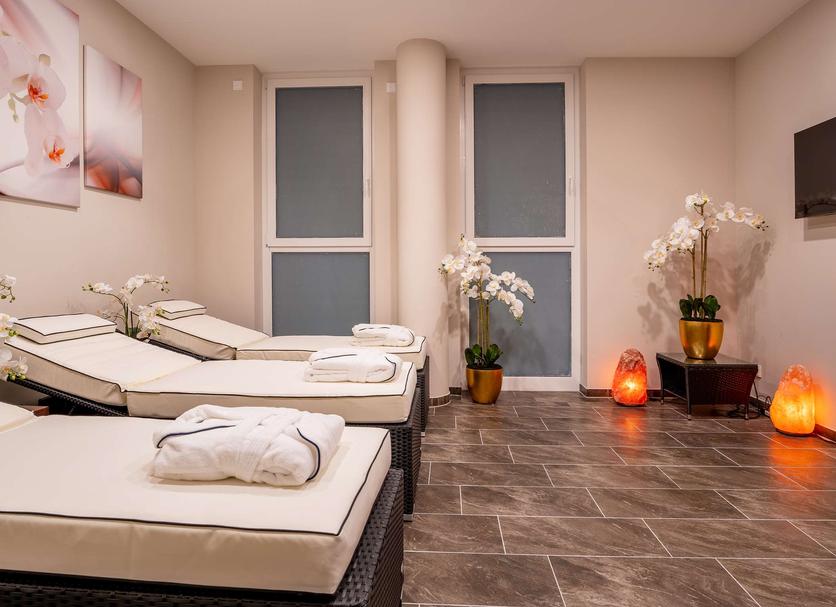 SPA Foto