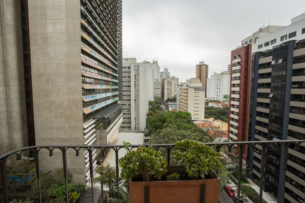 Outra