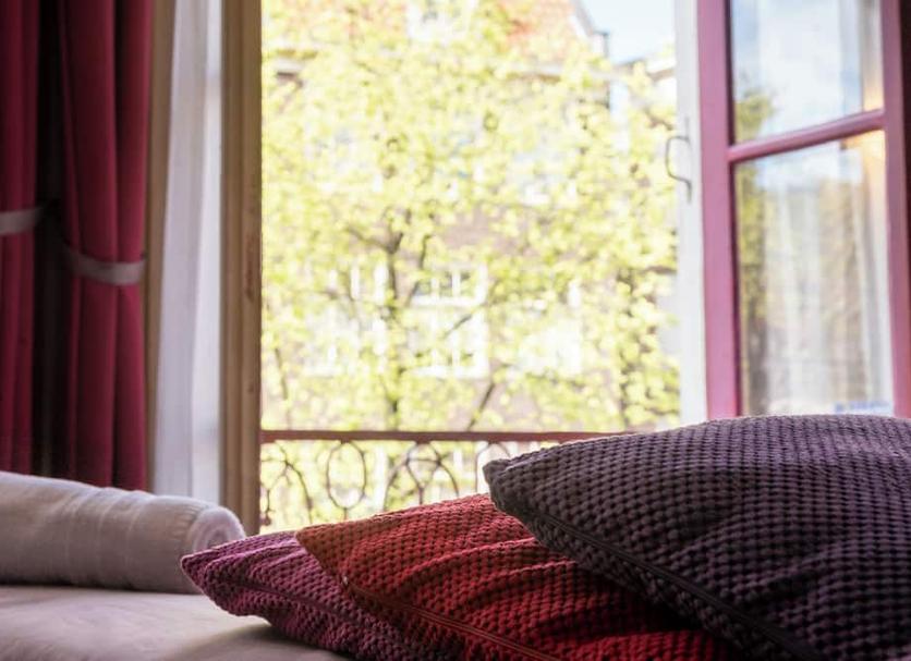 Comodidade do quarto Foto