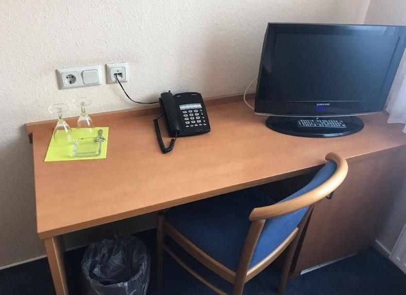 Comodidade do quarto Foto
