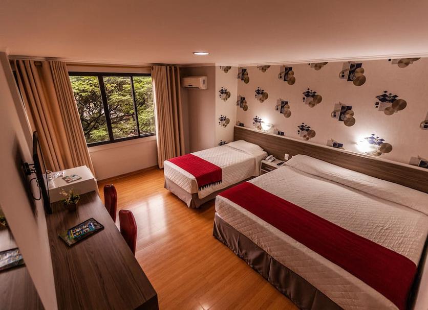Quarto Foto