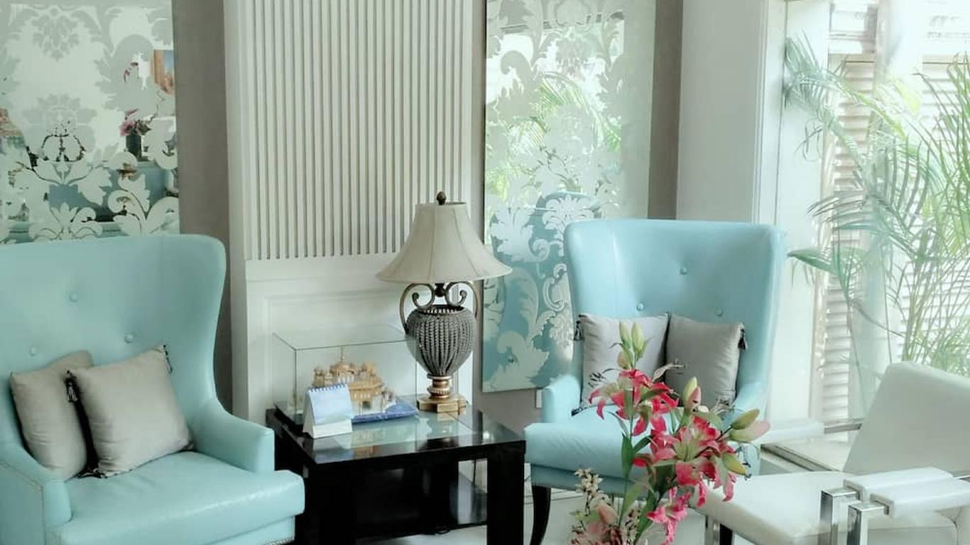 Hotel Palm Greens & Serviced Apartments