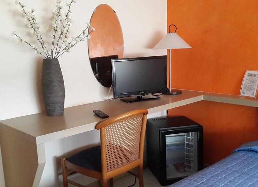 Comodidade do quarto Foto
