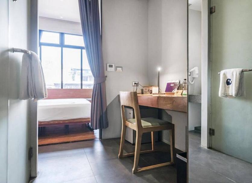 Comodidade do quarto Foto