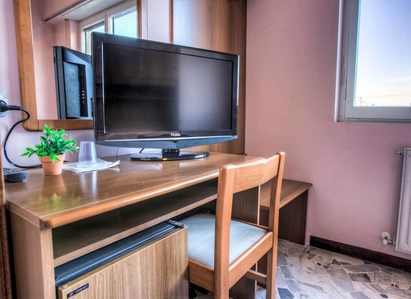 Comodidade do quarto Foto