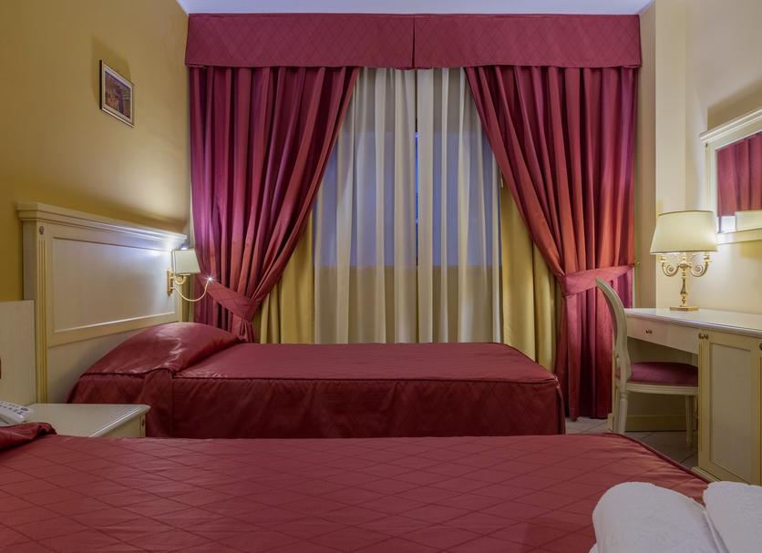 Quarto Foto