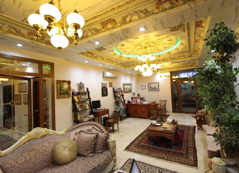 Hall Foto