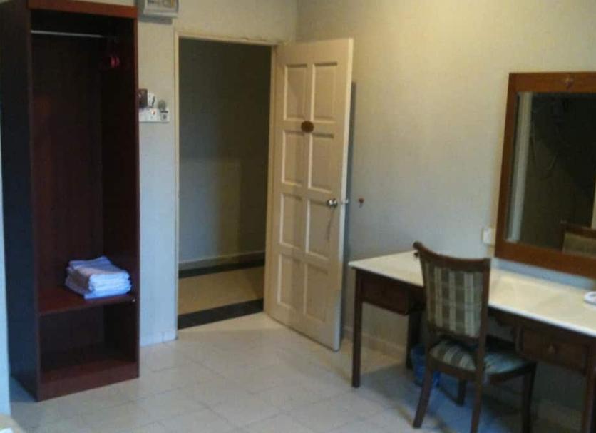 Comodidade do quarto Foto