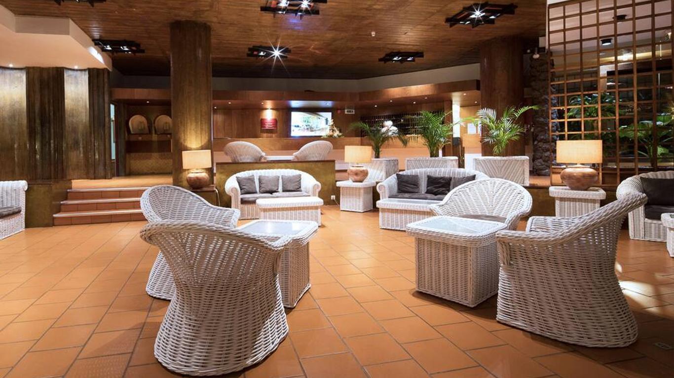 Hotel Dom Pedro Baía Club