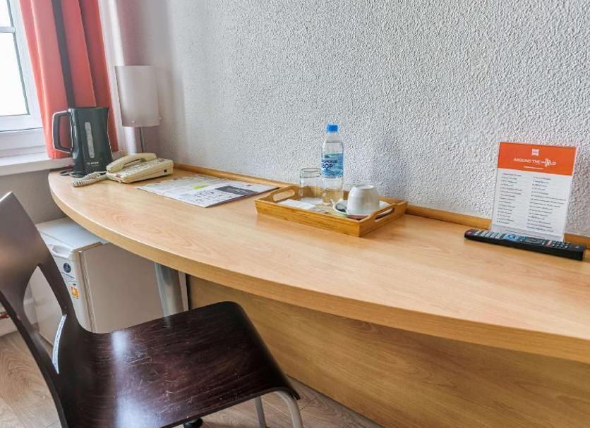 Comodidade do quarto Foto