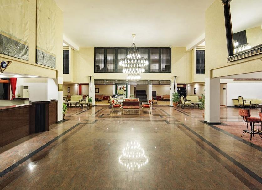 Hall Foto