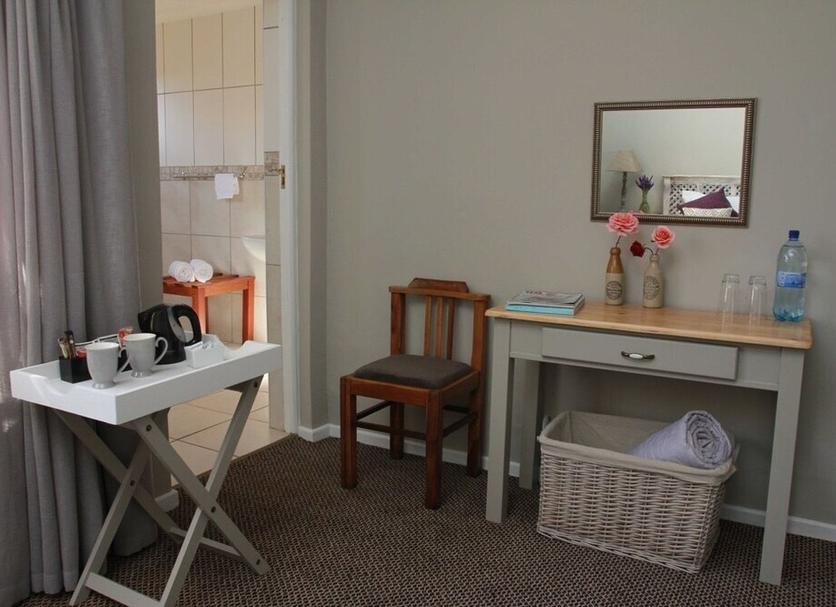 Comodidade do quarto Foto