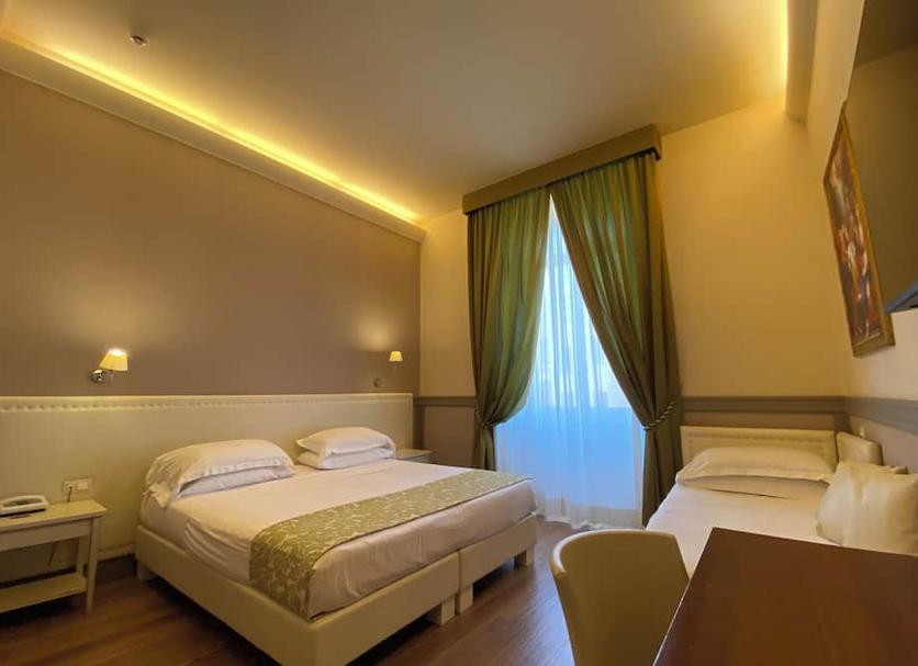 Quarto Foto