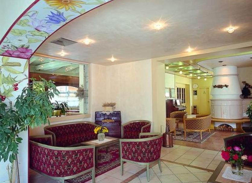 Hall Foto