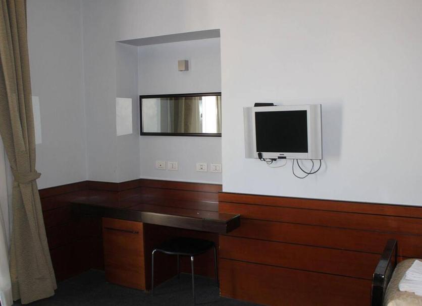 Comodidade do quarto Foto
