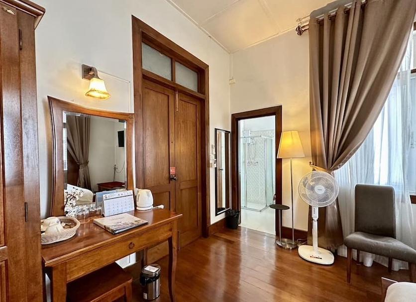 Comodidade do quarto Foto