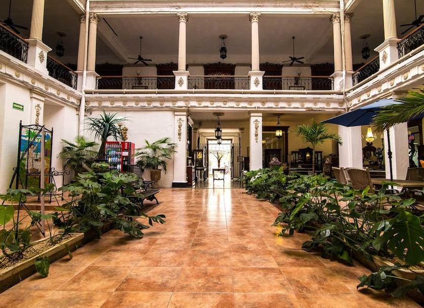 Hall Foto