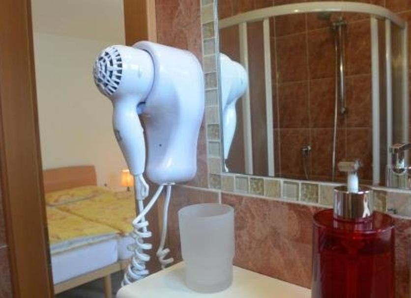 Comodidade do quarto Foto