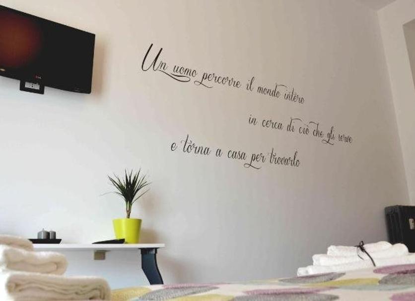 Comodidade do quarto Foto