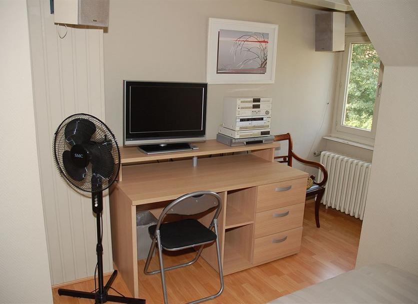 Comodidade do quarto Foto