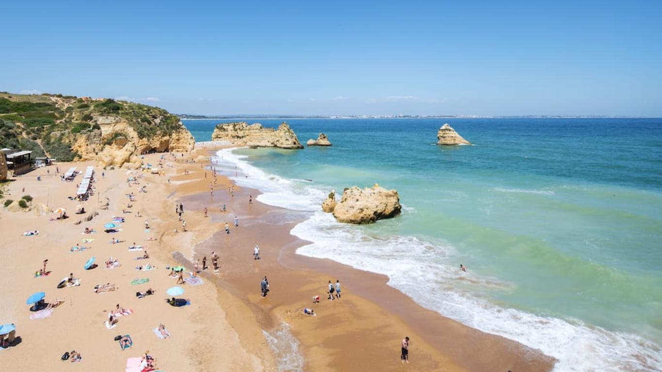 Hotel Dom Pedro Meia Praia Beach Club