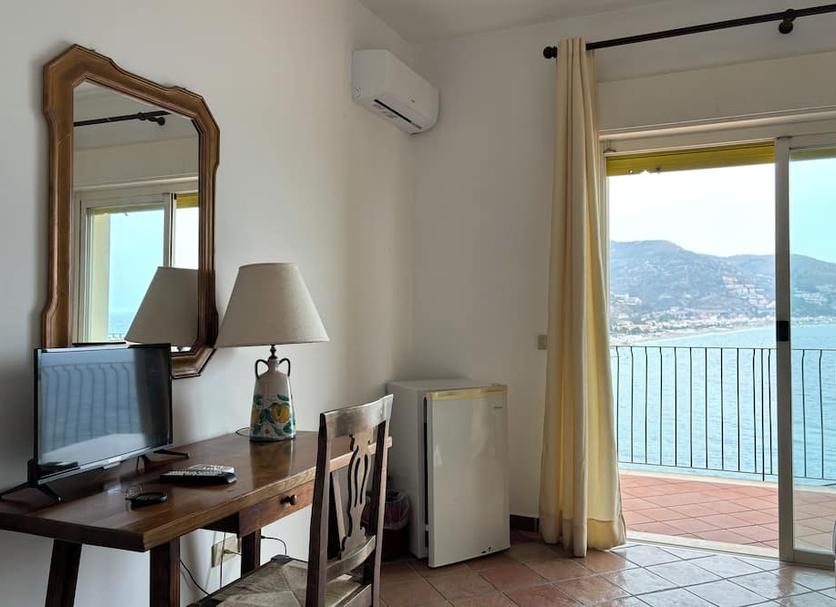 Comodidade do quarto Foto