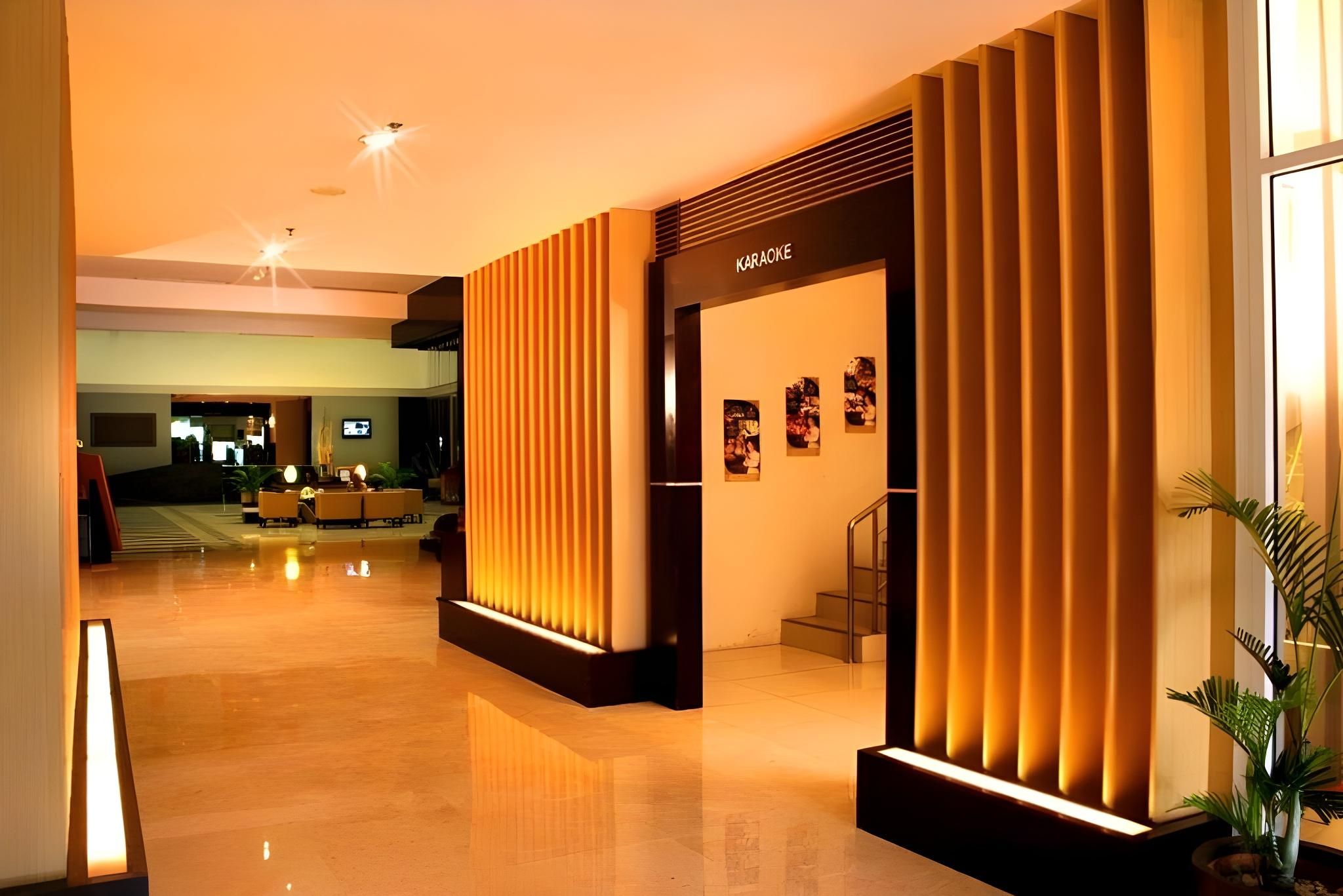 Hall