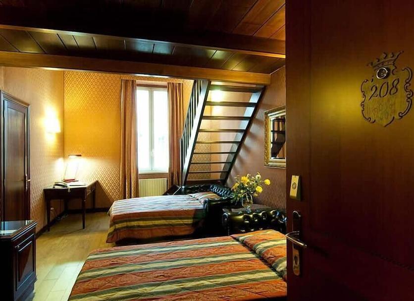 Quarto Foto
