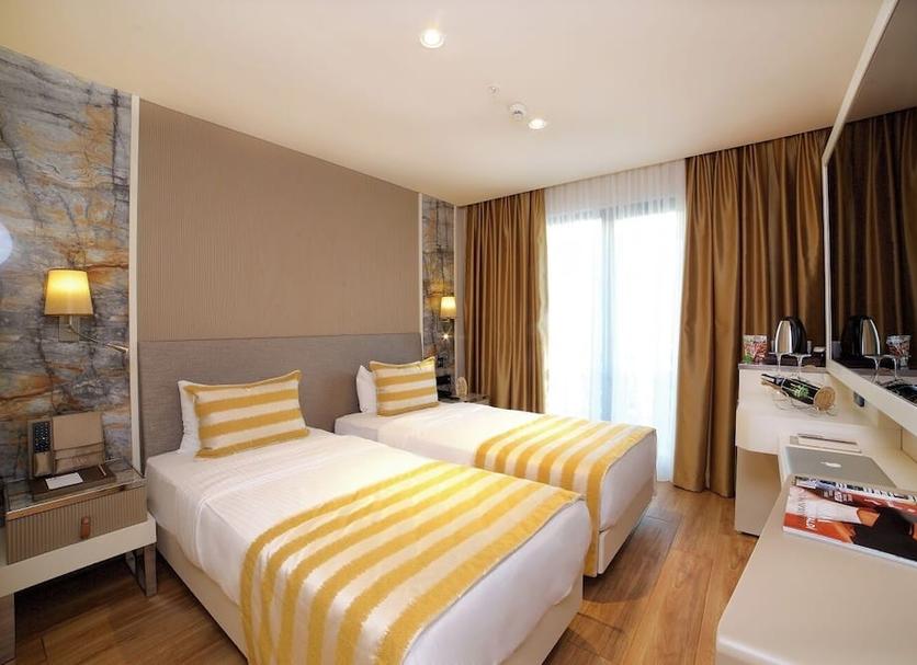 Quarto Foto