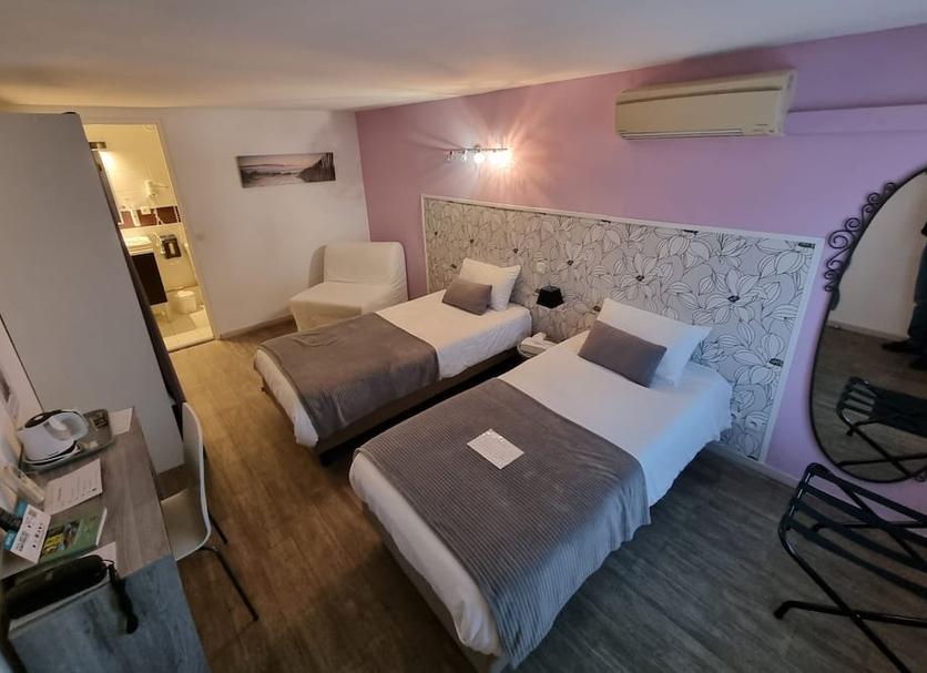 Quarto Foto