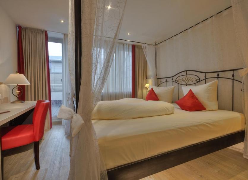 Quarto Foto