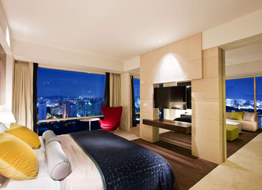 Quarto Foto