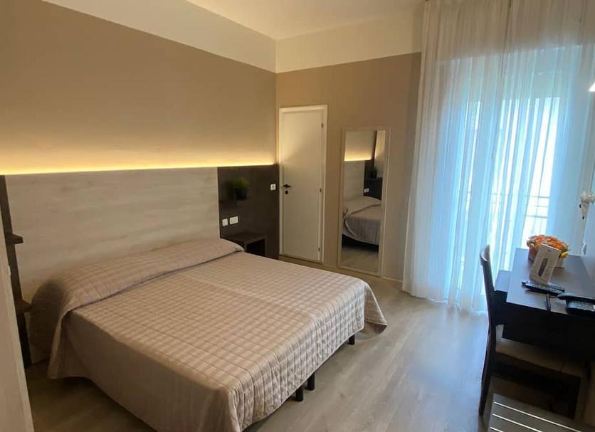 Quarto Foto