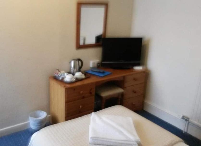 Comodidade do quarto Foto