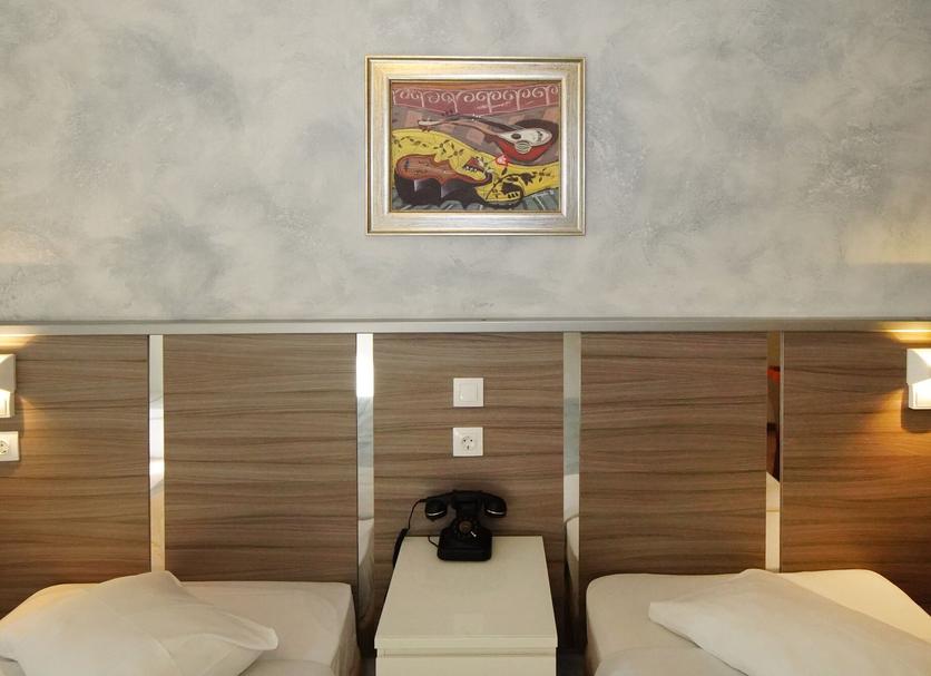 Comodidade do quarto Foto