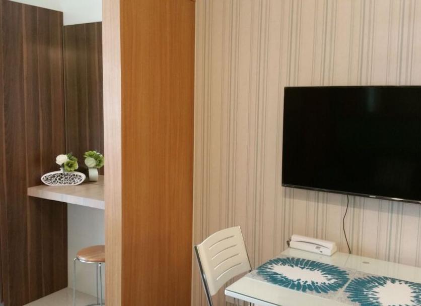 Comodidade do quarto Foto