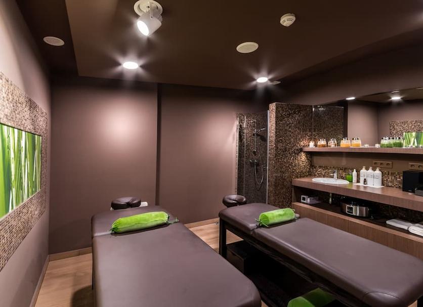 SPA Foto