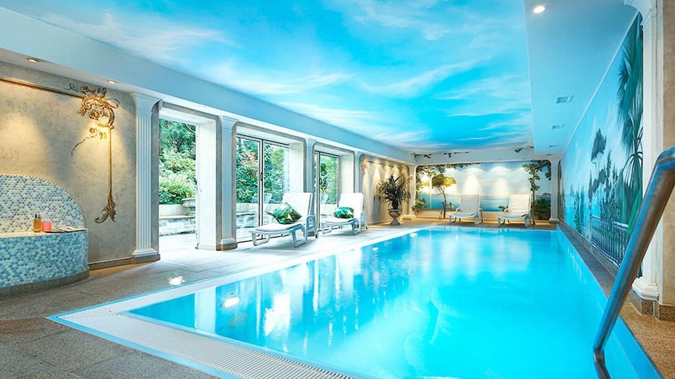 Bernstein Hotel Villa Kastania