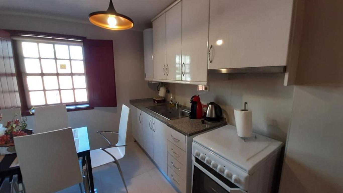 Muralha da Barca Apartamentos RNAL nº13939 Al,5848 Al, 6419 AL-Chamada para a rede móvel nacional