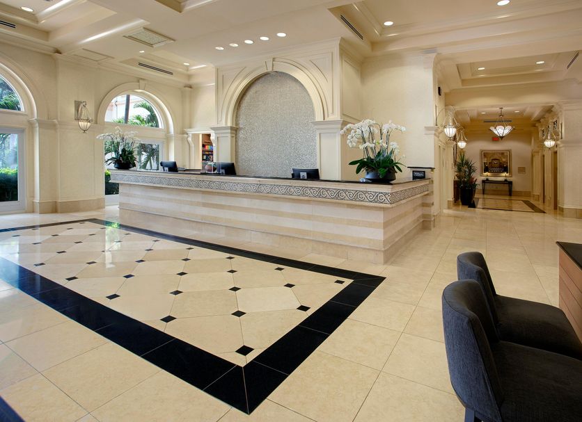 Hall Foto