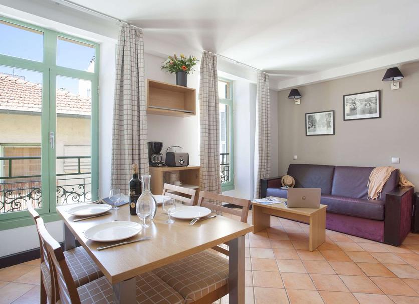 Sala de jantar Foto