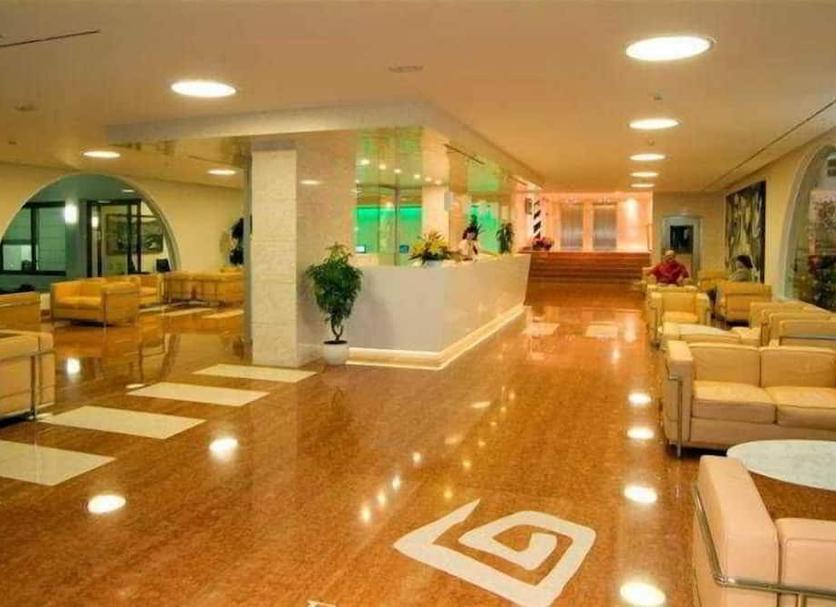 Hall Foto