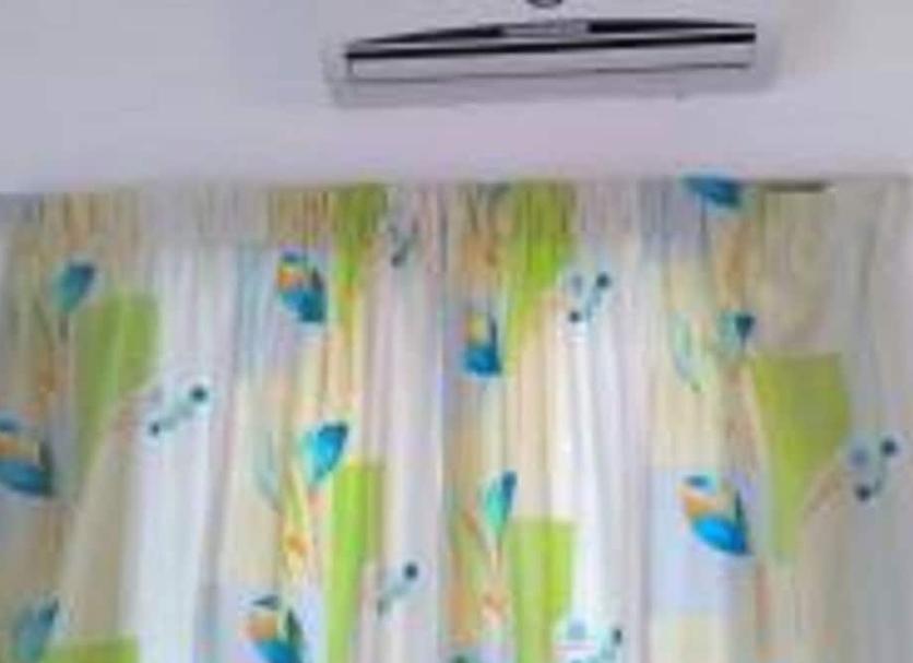 Comodidade do quarto Foto