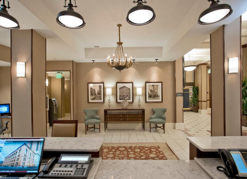 Hall Foto